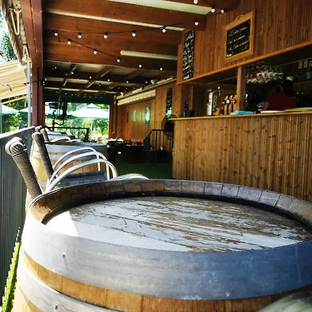 Les Guinguette Capdenac-Gare