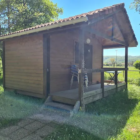 Les Guinguette Kamp alanı Capdenac-Gare